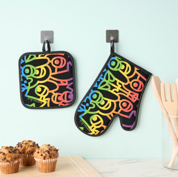 Oven Mitt & Pot Holder Set: Pride Vintage Pattern
